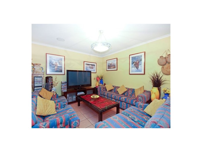 8 Tetratheca Pl, Sunnybank Hills QLD 4109