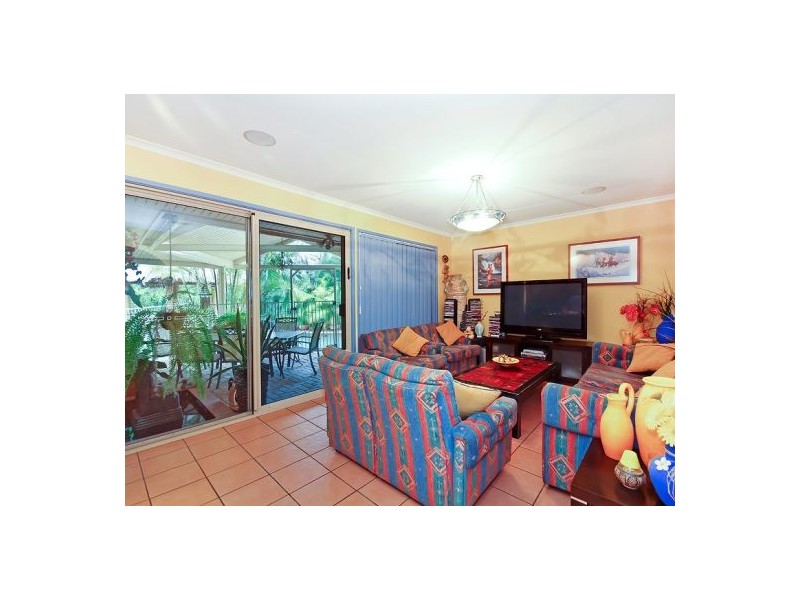 8 Tetratheca Pl, Sunnybank Hills QLD 4109