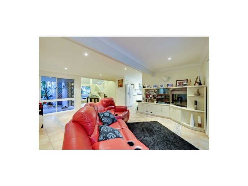 132 Kardella St, Stretton QLD 4116