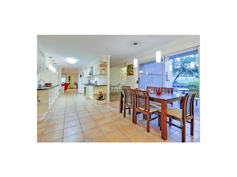 132 Kardella St, Stretton QLD 4116