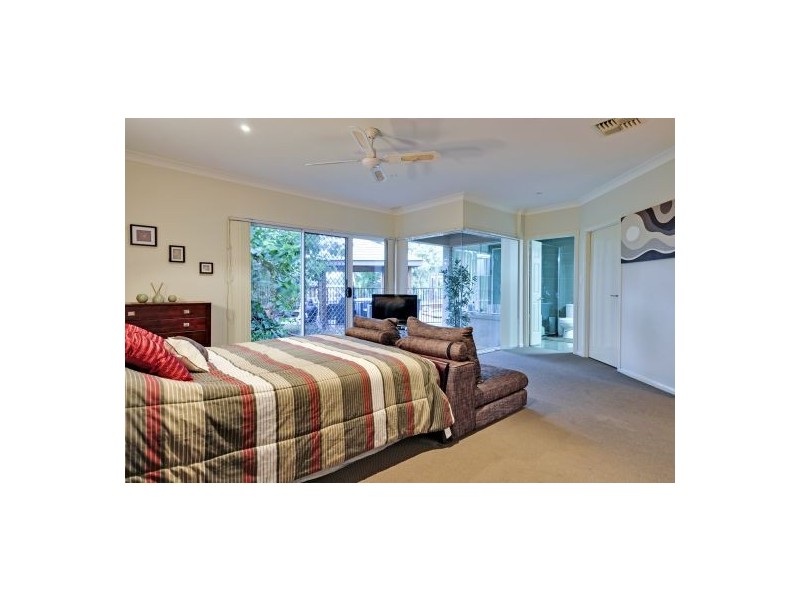 132 Kardella St, Stretton QLD 4116