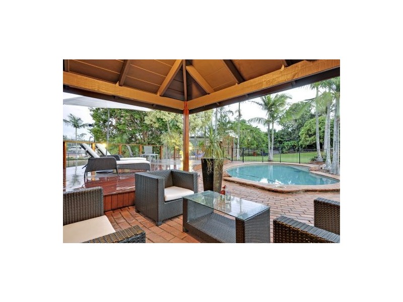 132 Kardella St, Stretton QLD 4116