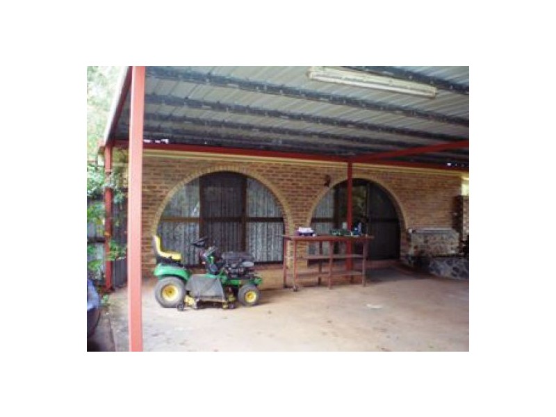 575. Chambers Flat Rd, Park Ridge QLD 4125