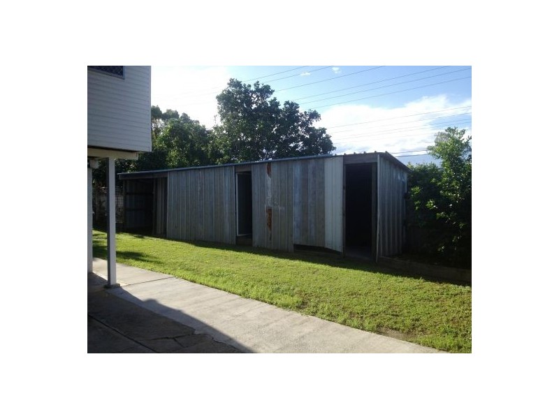 74 Lake Rd, Slacks Creek QLD 4127