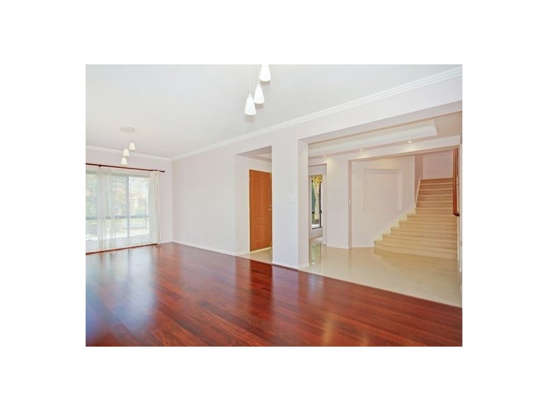 22 Raincliffe Pl, Calamvale QLD 4116