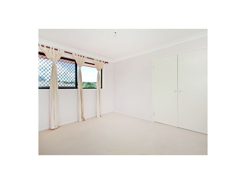 22 Raincliffe Pl, Calamvale QLD 4116