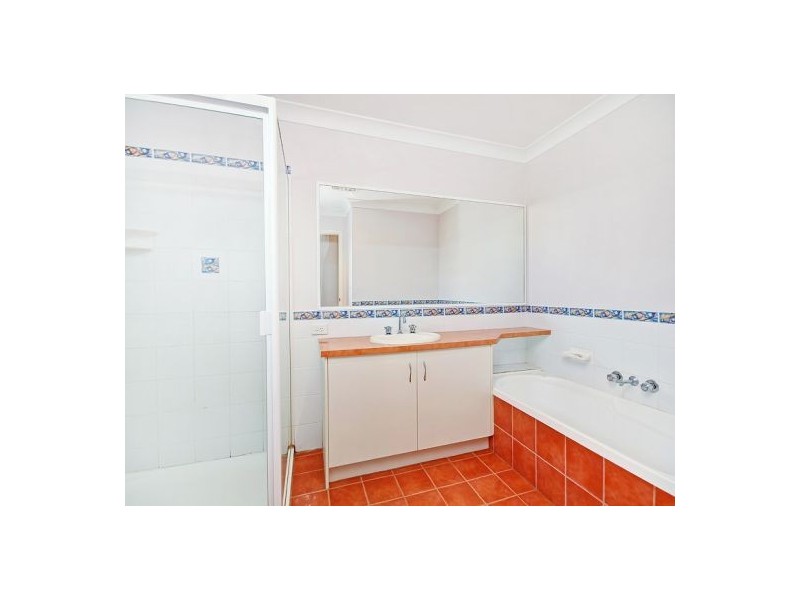 22 Raincliffe Pl, Calamvale QLD 4116