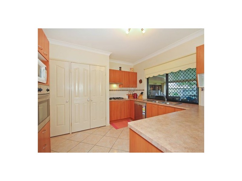 17 Vanderbilt St, Eight Mile Plains QLD 4113