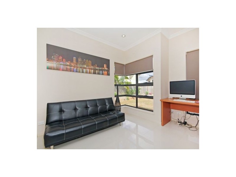 19 Freycinet Pl, Calamvale QLD 4116