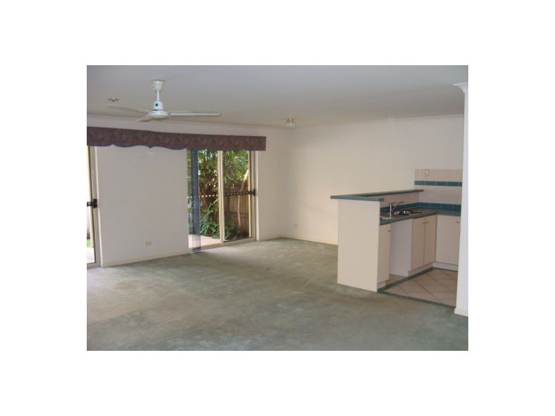 13/18 Discovery Drive, Helensvale QLD 4212