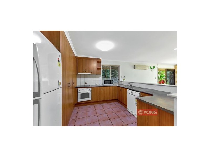 37 Glenfield Street, Parkinson QLD 4115
