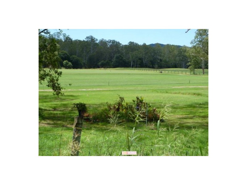 202 Boomerang Rd, Tamborine QLD 4270