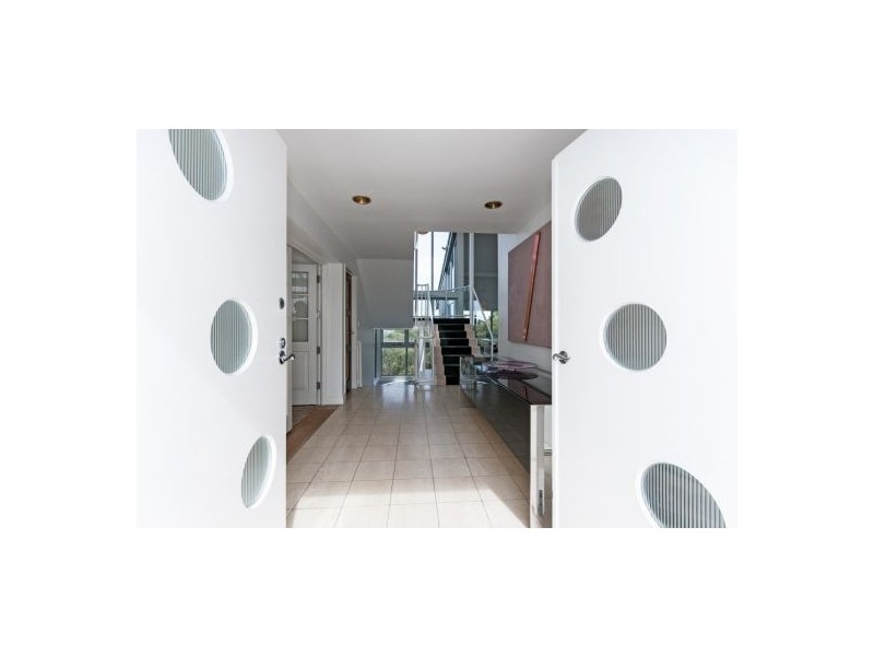 425 Springwood Road, Daisy Hill QLD 4127