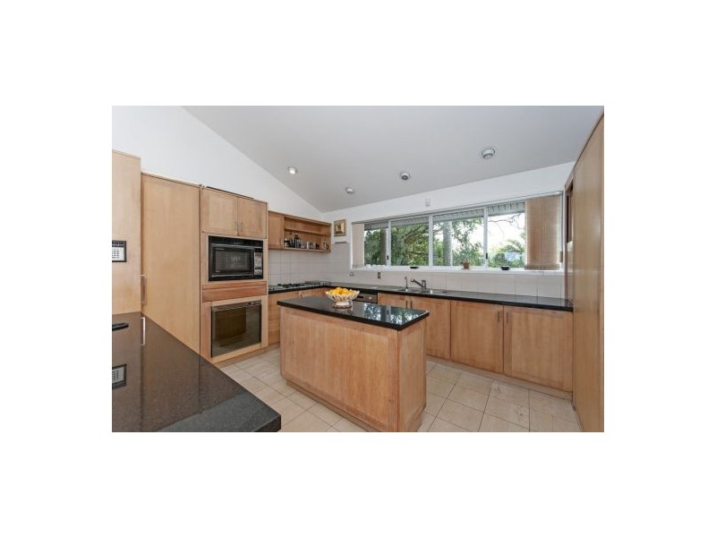 425 Springwood Road, Daisy Hill QLD 4127