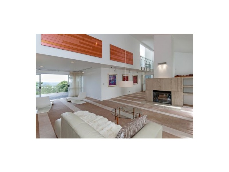 425 Springwood Road, Daisy Hill QLD 4127