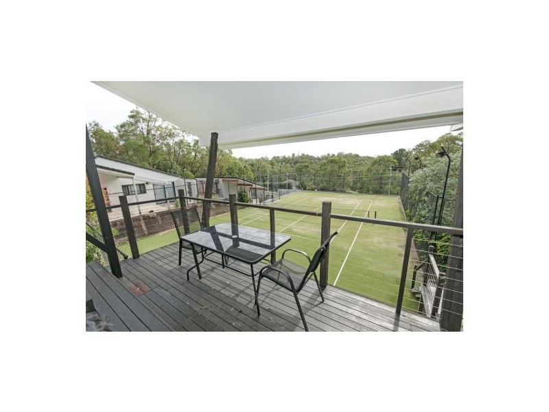 425 Springwood Road, Daisy Hill QLD 4127