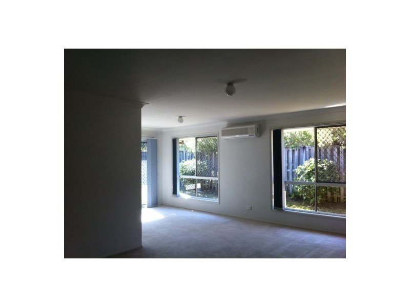 18 Van Wirdum Place, Calamvale QLD 4116