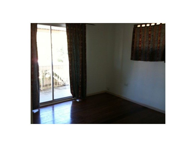 37 Estoril St, Robertson QLD 4109