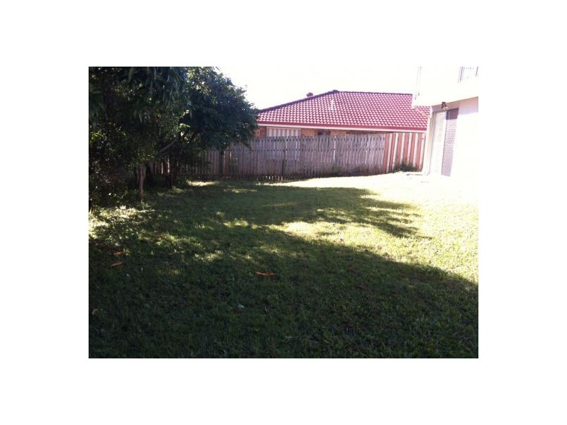 37 Estoril St, Robertson QLD 4109