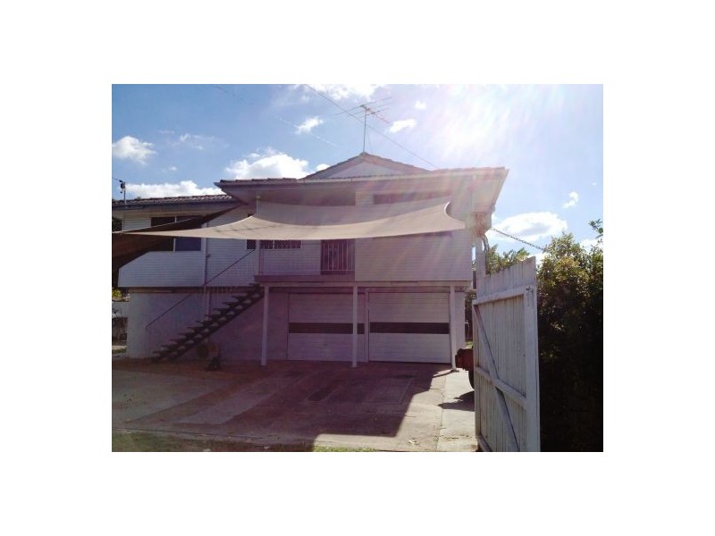 74 Lake Rd, Slacks Creek QLD 4127