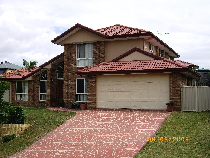 Oxley QLD 4075