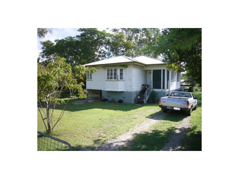 79 Smith St, Park Ridge South QLD 4125