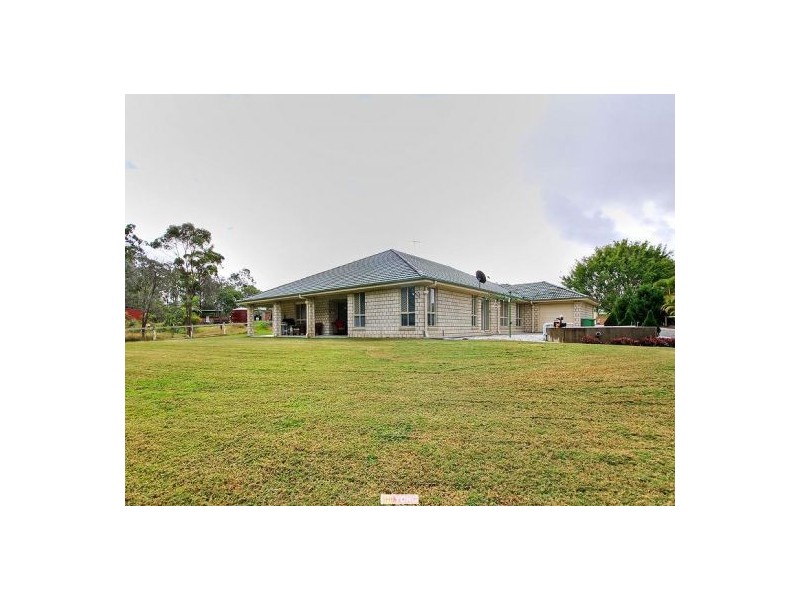 43-45 Wallaroo Crt, Greenbank QLD 4124
