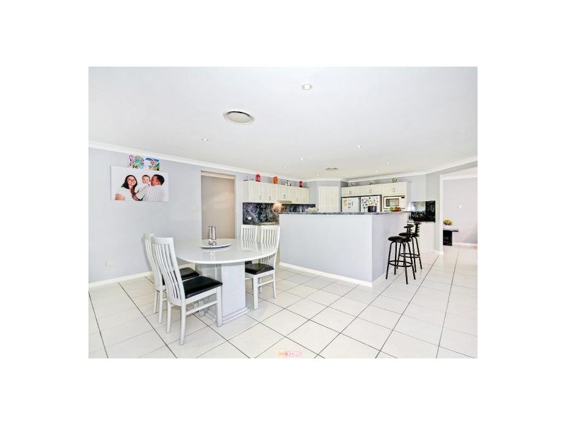 43-45 Wallaroo Crt, Greenbank QLD 4124