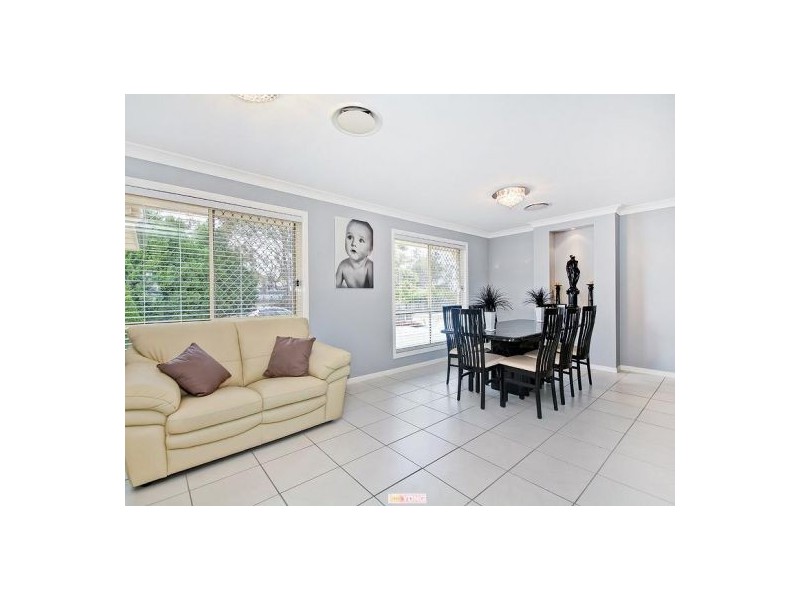 43-45 Wallaroo Crt, Greenbank QLD 4124
