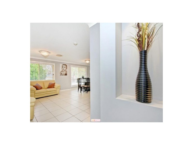 43-45 Wallaroo Crt, Greenbank QLD 4124