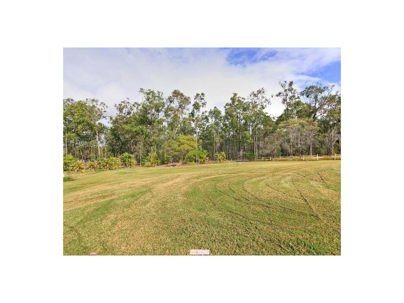 43-45 Wallaroo Crt, Greenbank QLD 4124