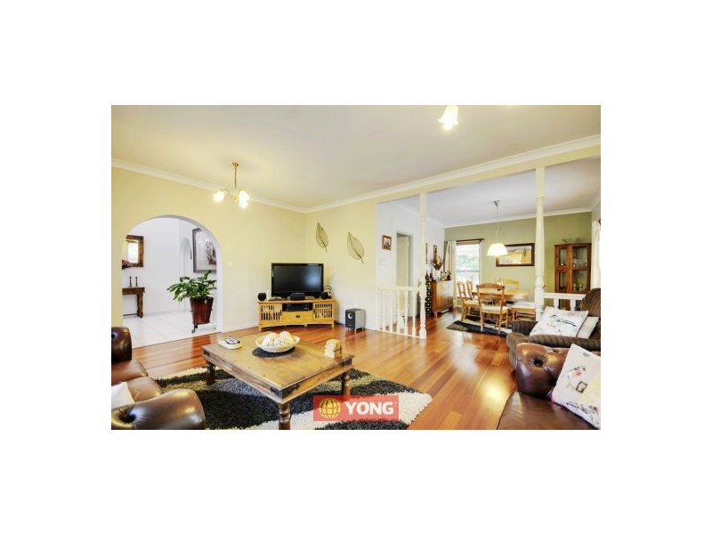 99 Davrod St, Robertson QLD 4109