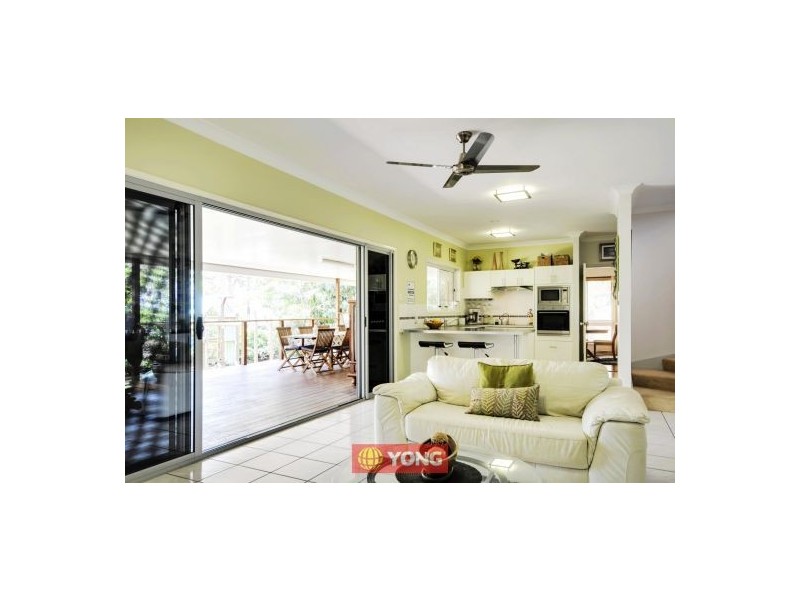 99 Davrod St, Robertson QLD 4109