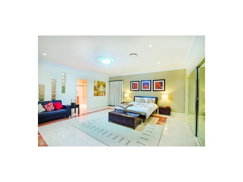 41 Fairway Pl, Carindale QLD 4152