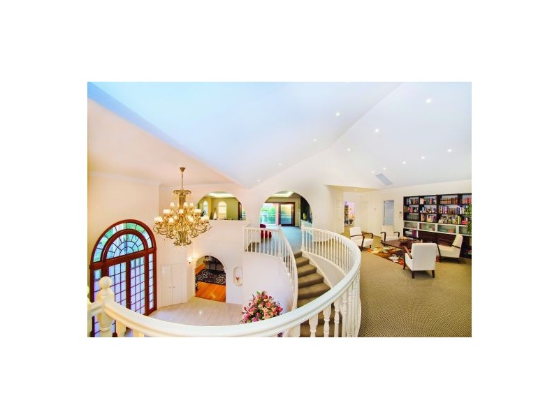 41 Fairway Pl, Carindale QLD 4152