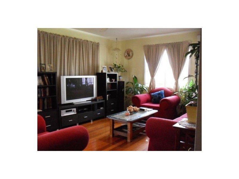 28 Mayes Avenue, Logan Central QLD 4114