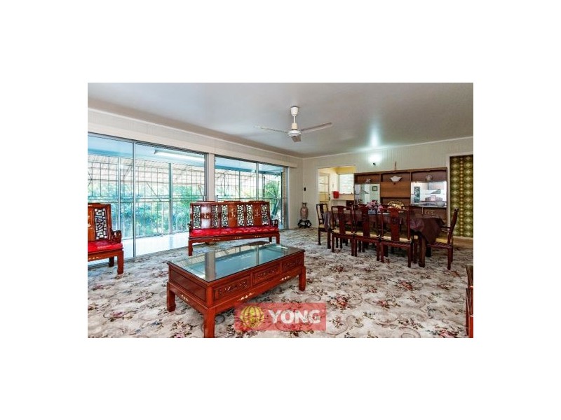 16 Laver St, Macgregor QLD 4109