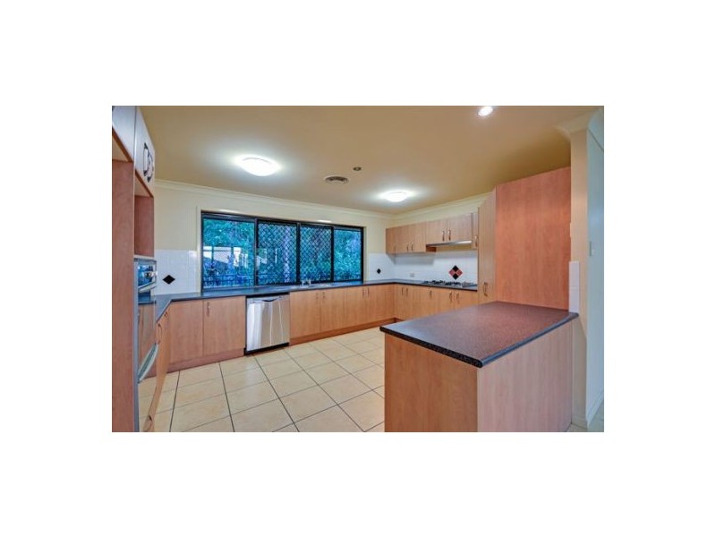 13 Cliff Cl, Wakerley QLD 4154