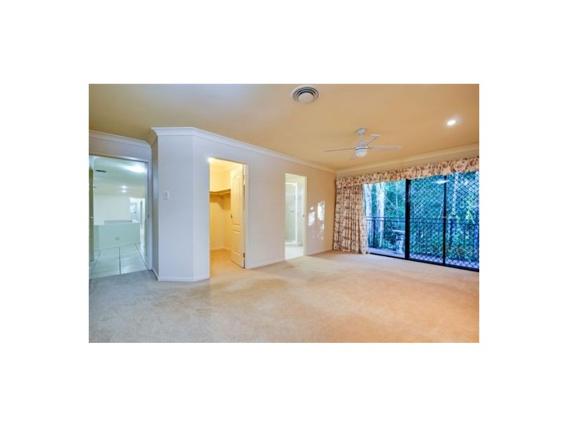 13 Cliff Cl, Wakerley QLD 4154