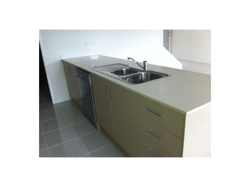 85 Nottingham Rd, Calamvale QLD 4116