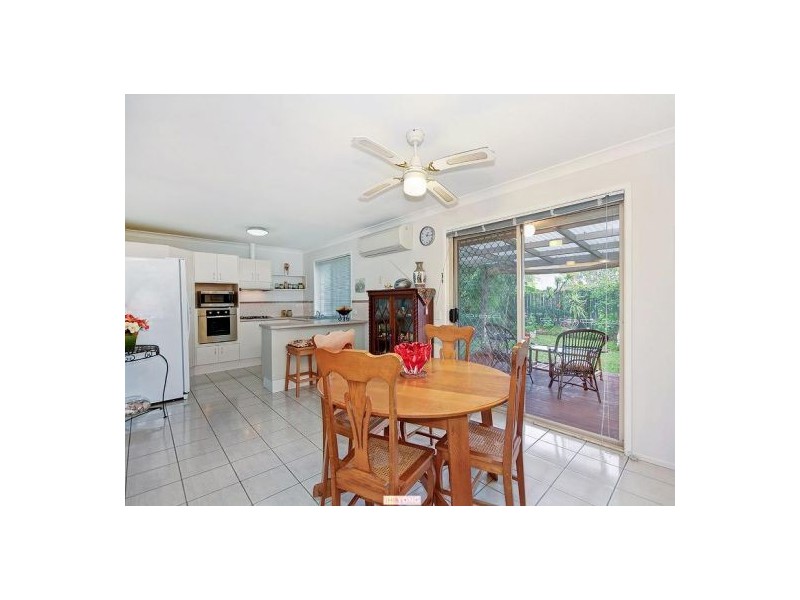 4 Peden Ct, Calamvale QLD 4116