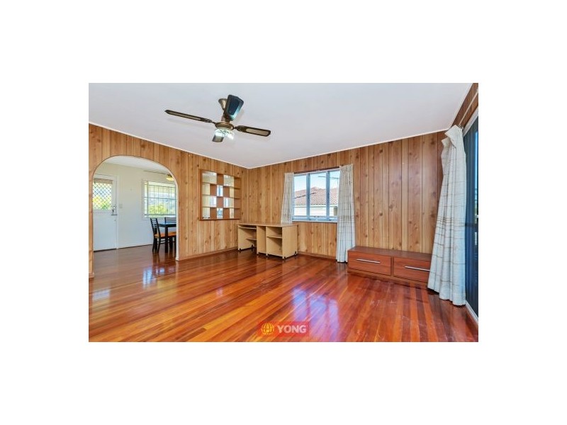 17 Gonzales St, Macgregor QLD 4109