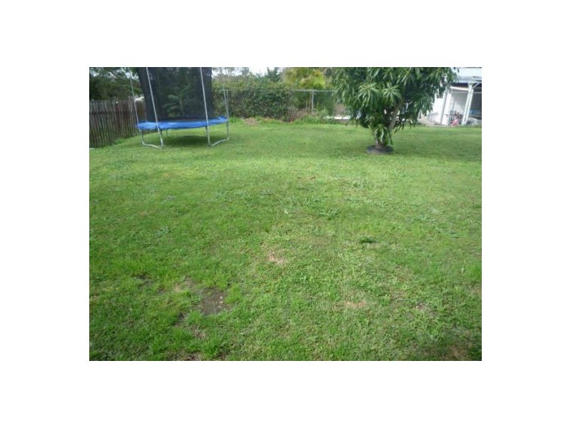 8 Linda St, Kingston QLD 4114