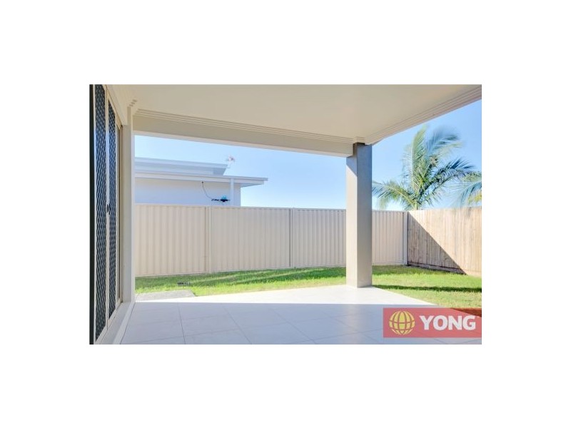 38 Maryland Dr, Regents Park QLD 4118