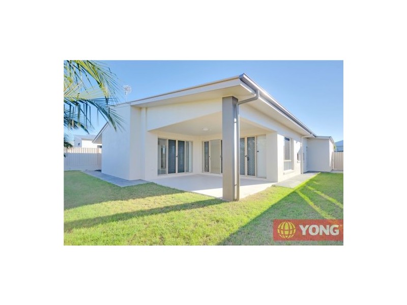 38 Maryland Dr, Regents Park QLD 4118