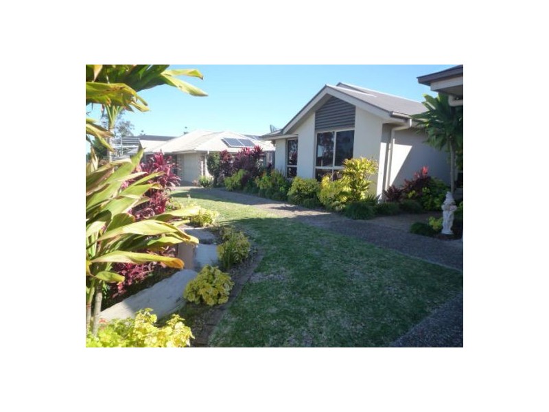 8 Dennis Vale Rd, Daisy Hill QLD 4127