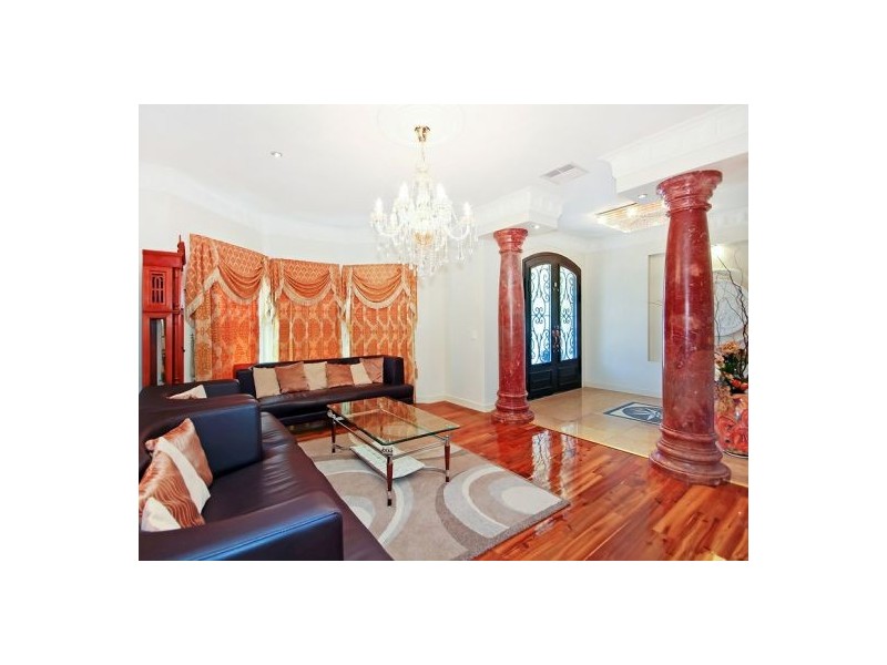 1 Amber Cl, Eight Mile Plains QLD 4113