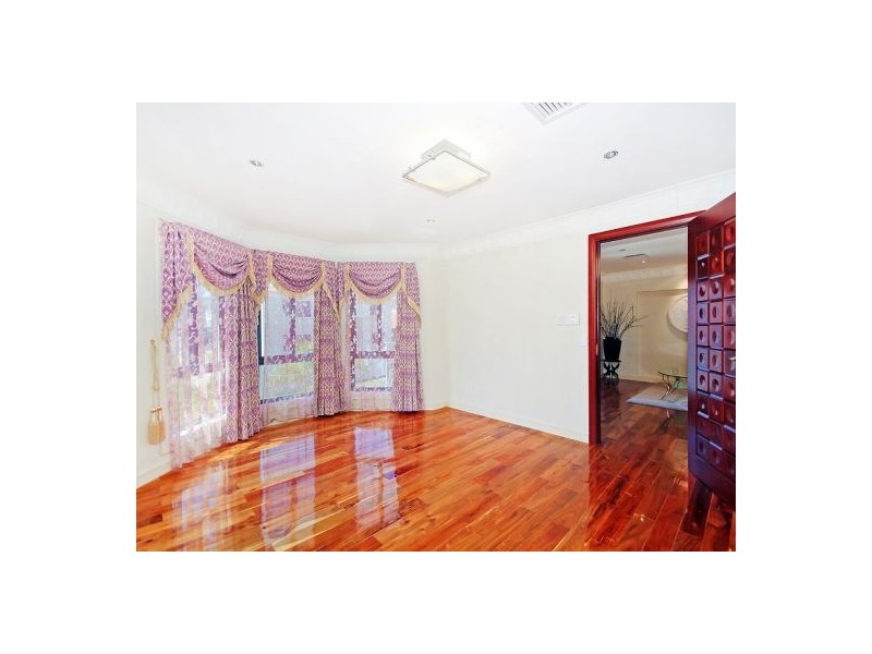 1 Amber Cl, Eight Mile Plains QLD 4113