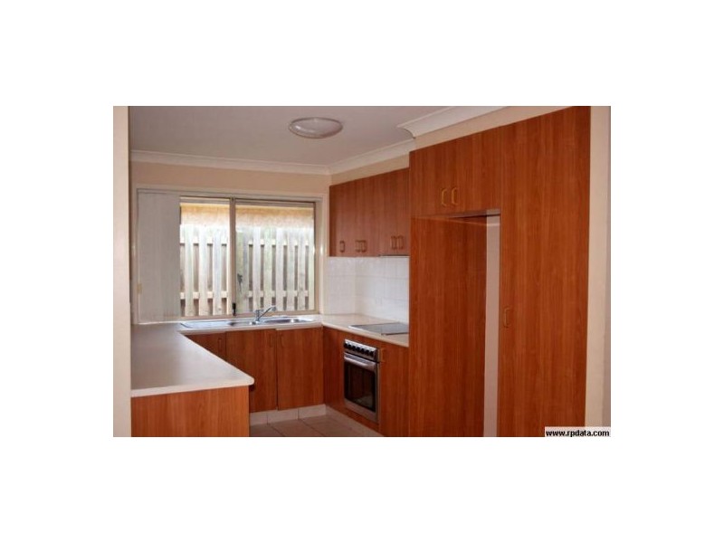 28 Roe St, Upper Coomera QLD 4209