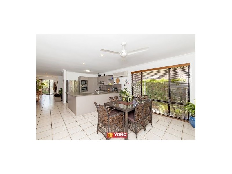 12 Mapelton Circuit, Parkinson QLD 4115